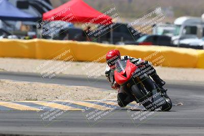 media/Apr-10-2022-SoCal Trackdays (Sun) [[f104b12566]]/Turn 2 (1135am)/